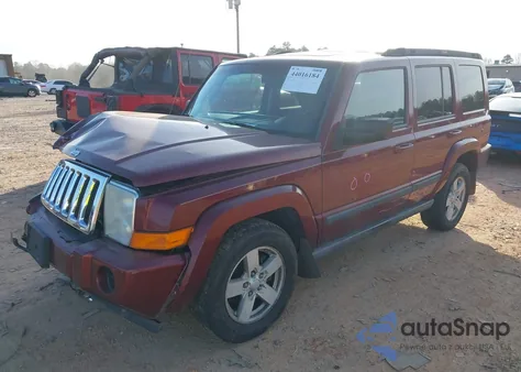 2007 Jeep Commander Sport z USA, uszkodzony, nr VIN 1J8HG48K27C570434